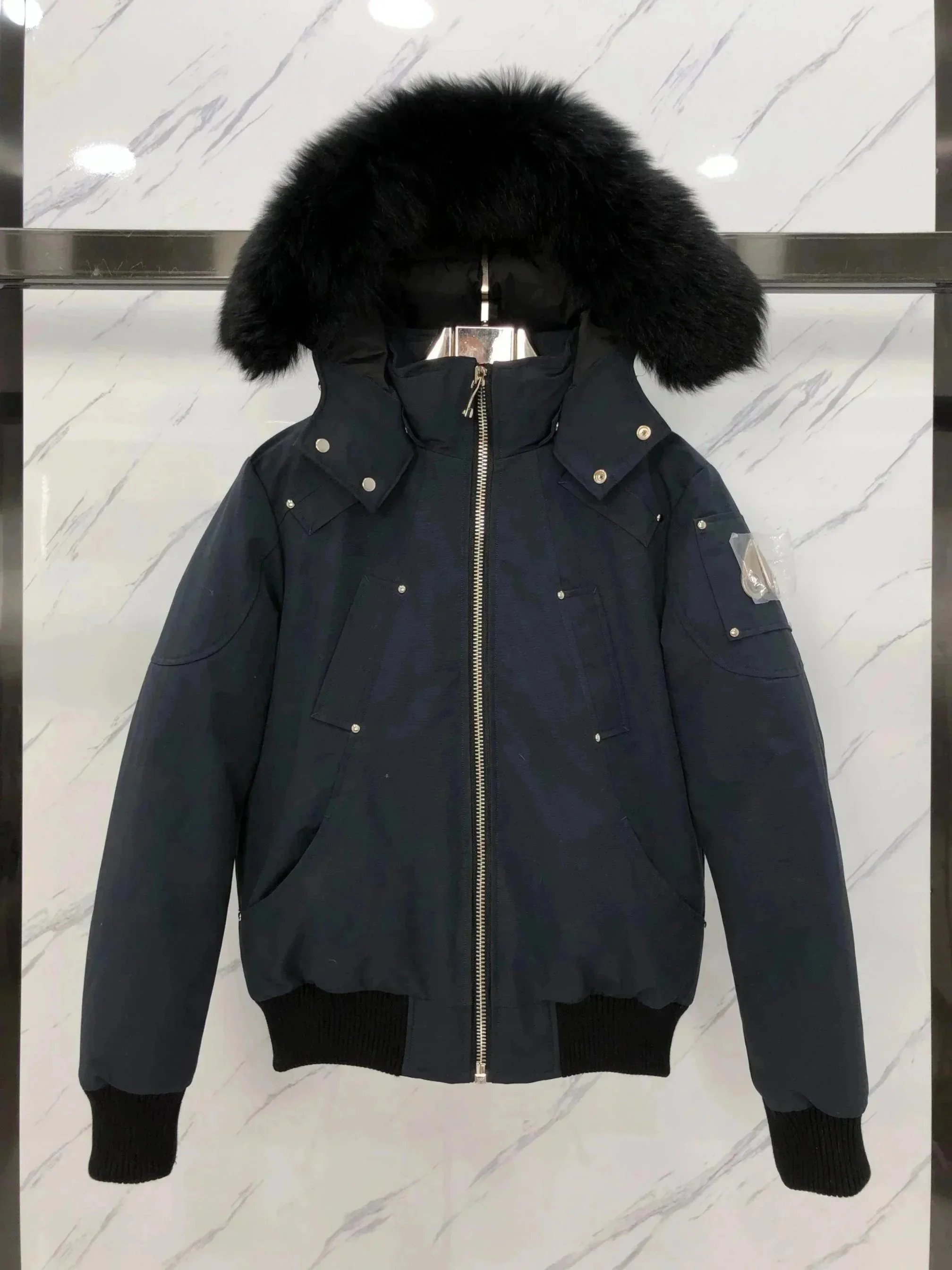 经典百搭羽绒服 004