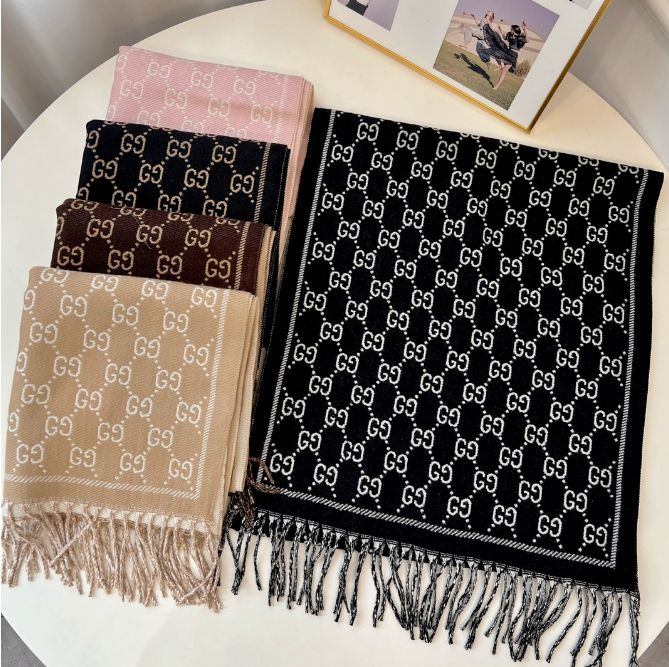 GUCCI Scarf wool 100% GG Logo