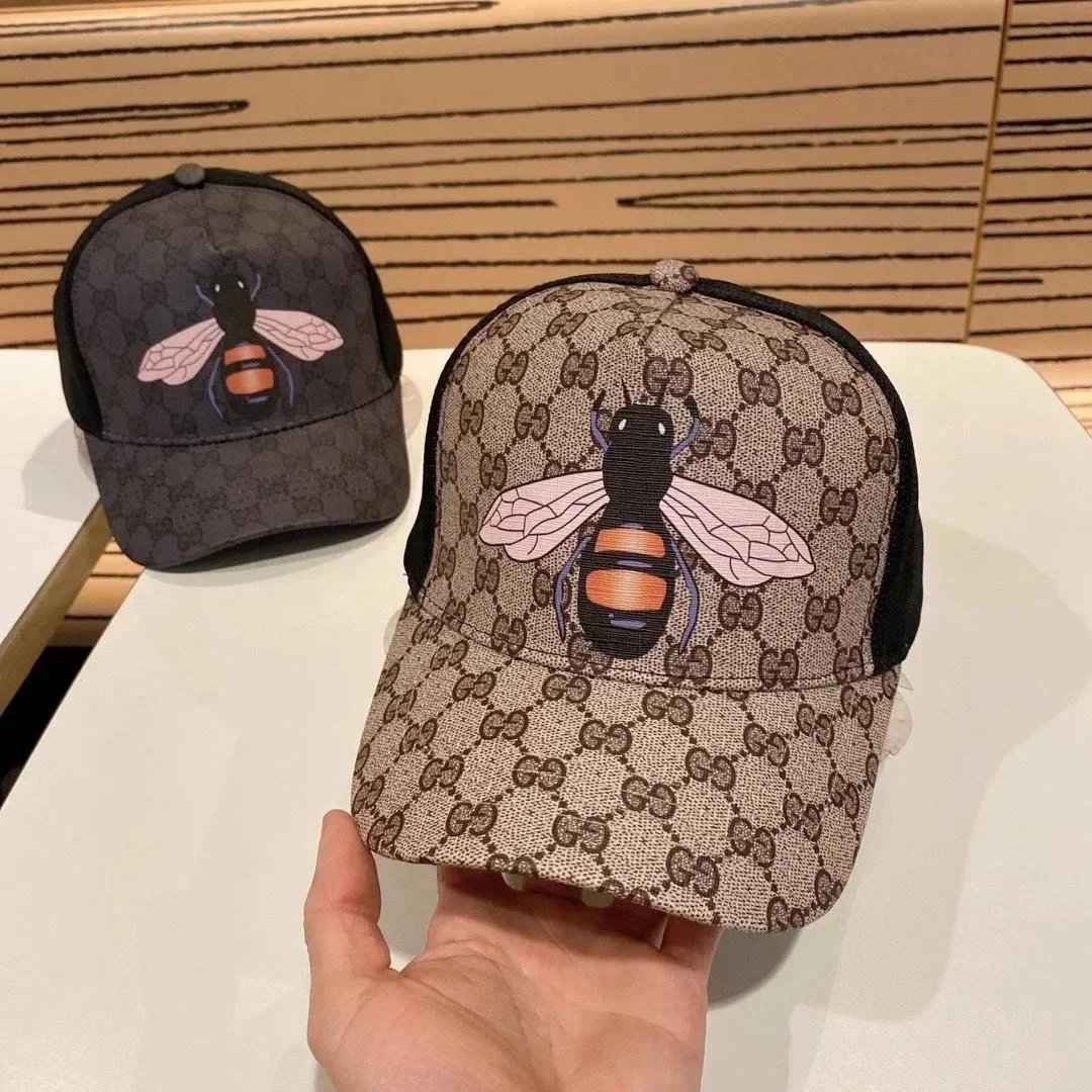 Gucci Bee Print GG Supreme Velcro Strap Baseball Cap Ebony/Beige/Black Men's