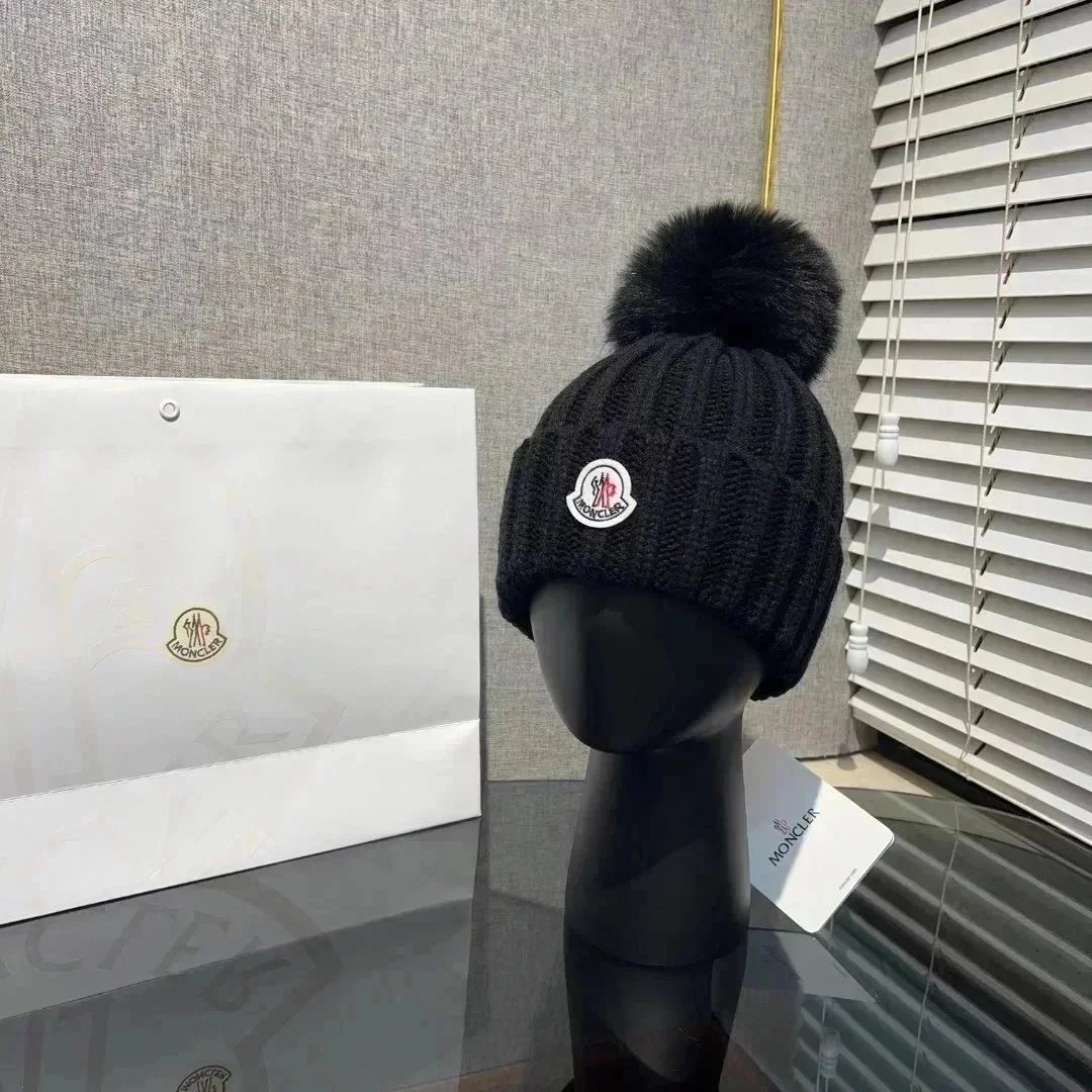 Moncler pompom-detail Wool Beanie