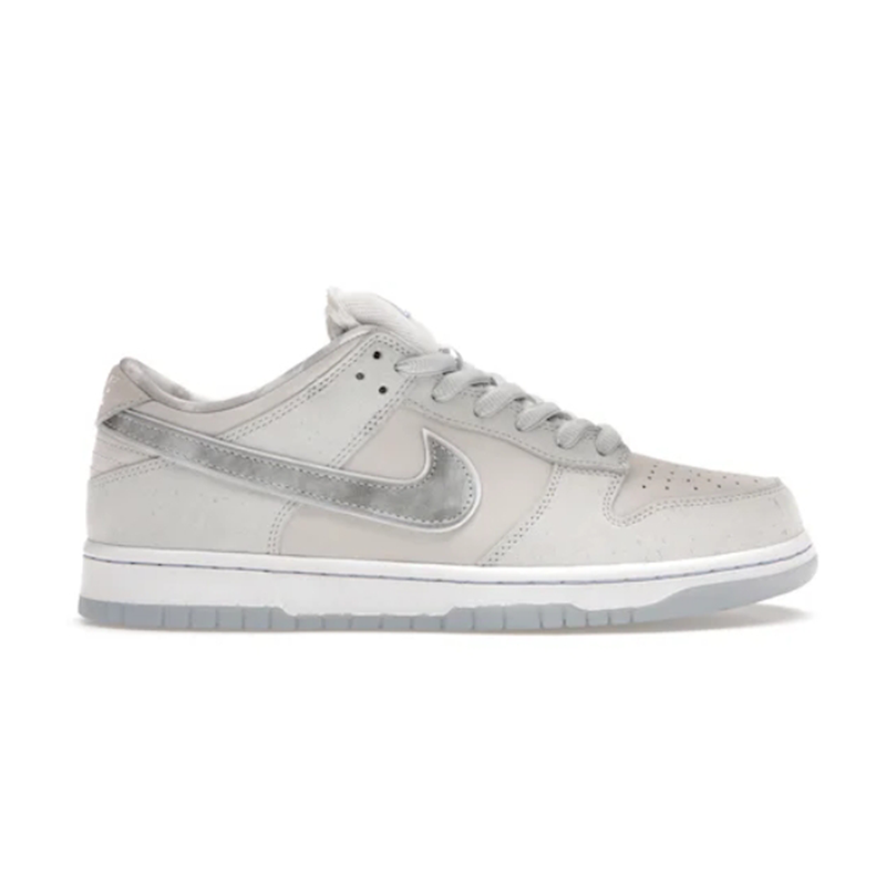 Nike SB Dunk Low White Lobster (Friends and Family)