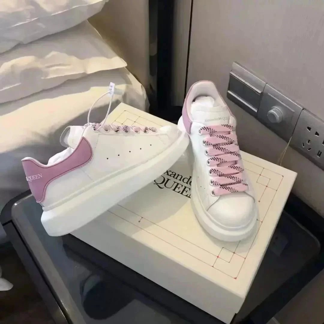 时尚鞋子