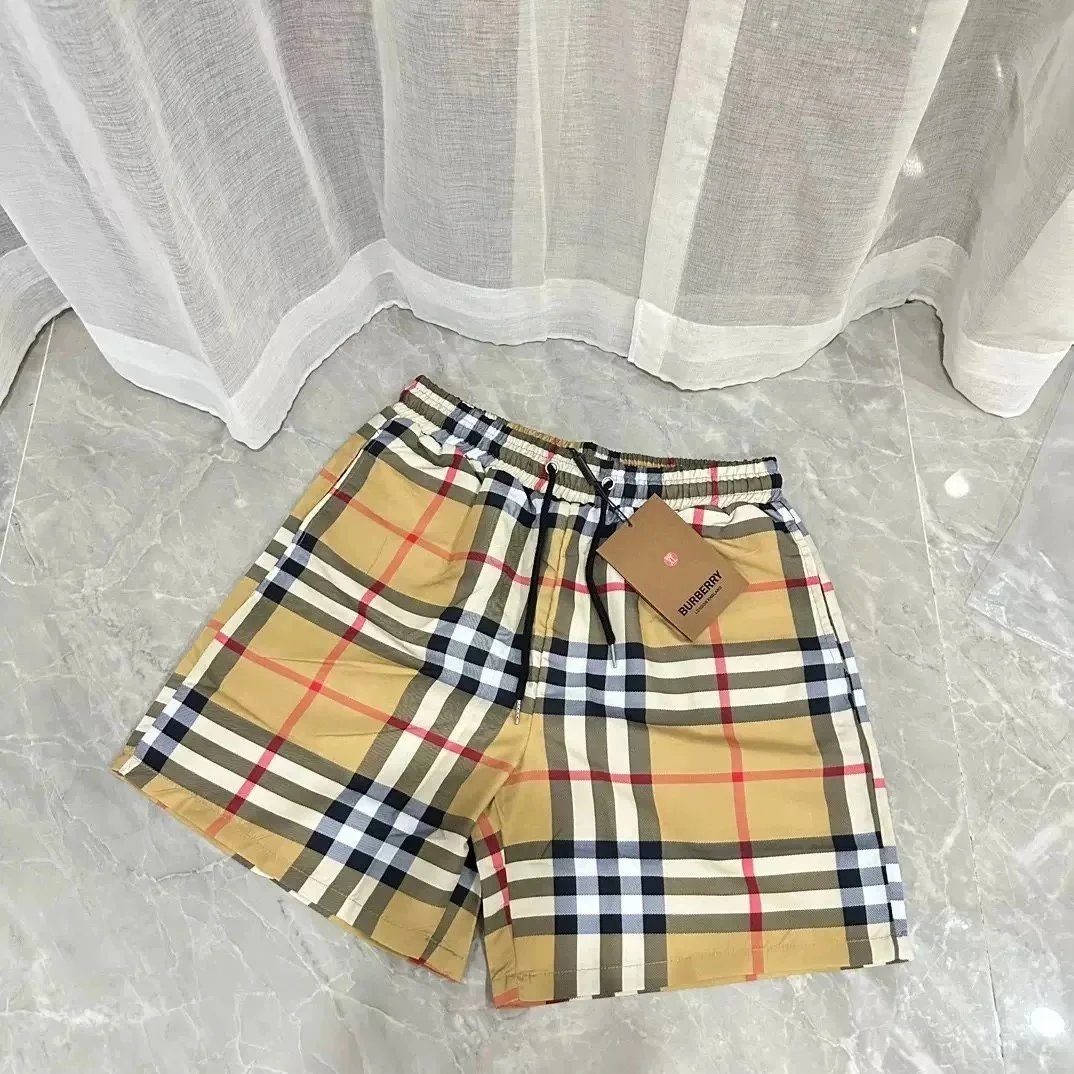 Burberry 03