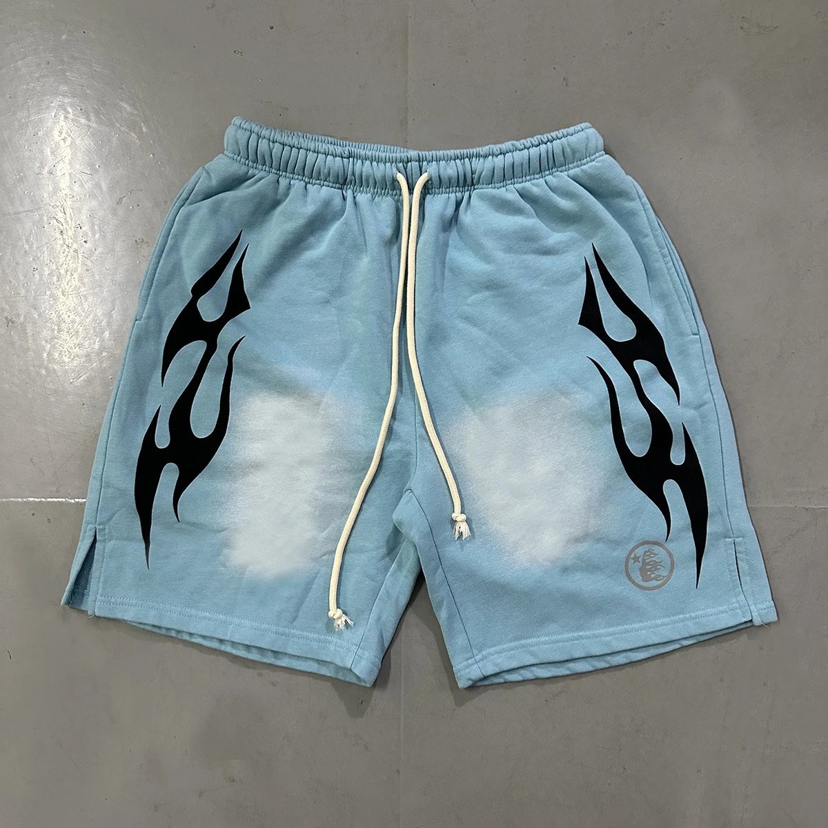 2582 湖蓝