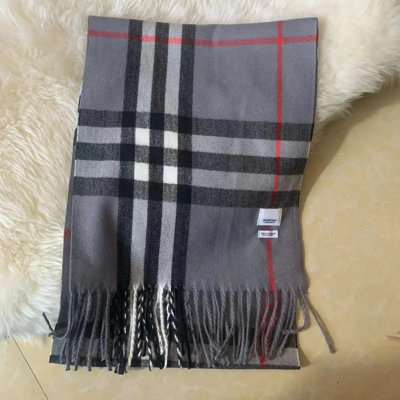 Burberry-B-6灰色