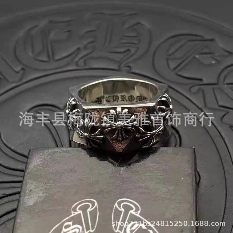 三角十字架