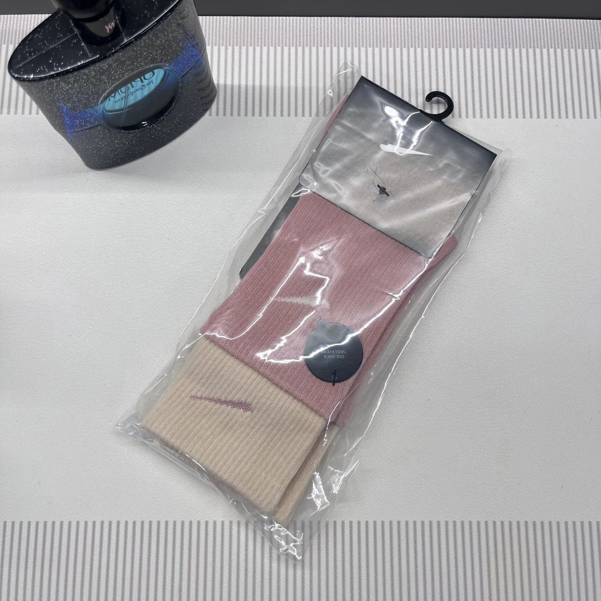 长筒双螺口粉白
