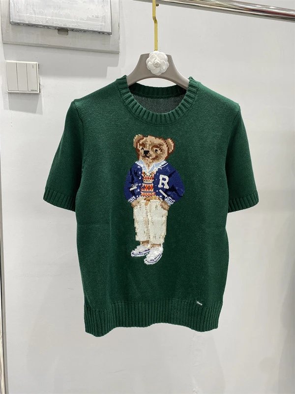 短袖绿衣熊