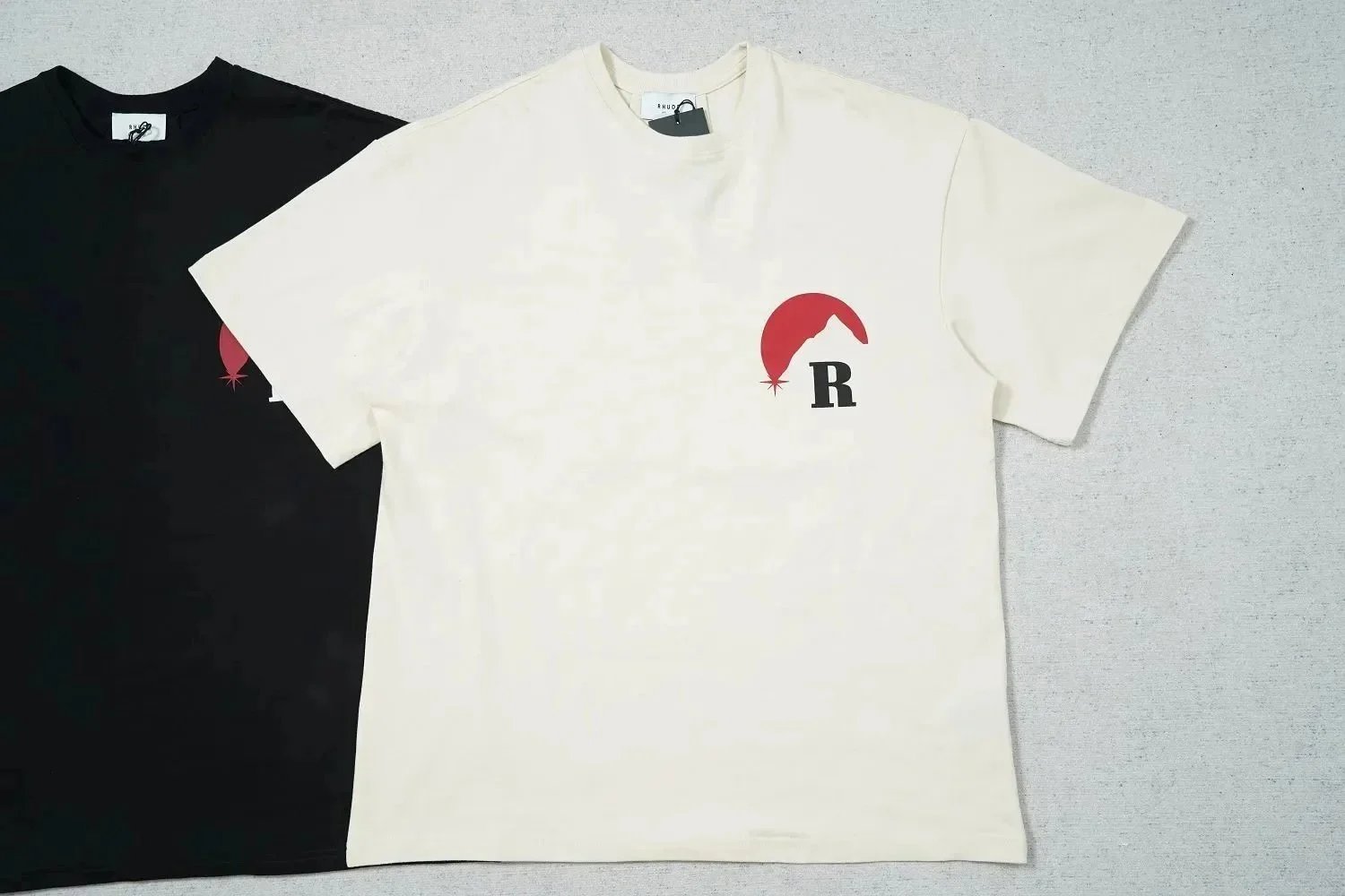 16米色