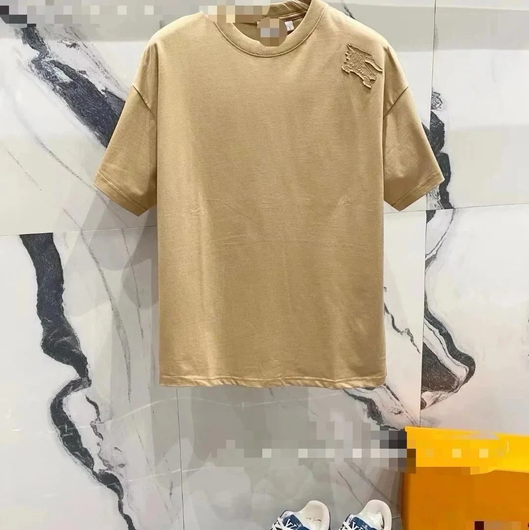 B02卡其色