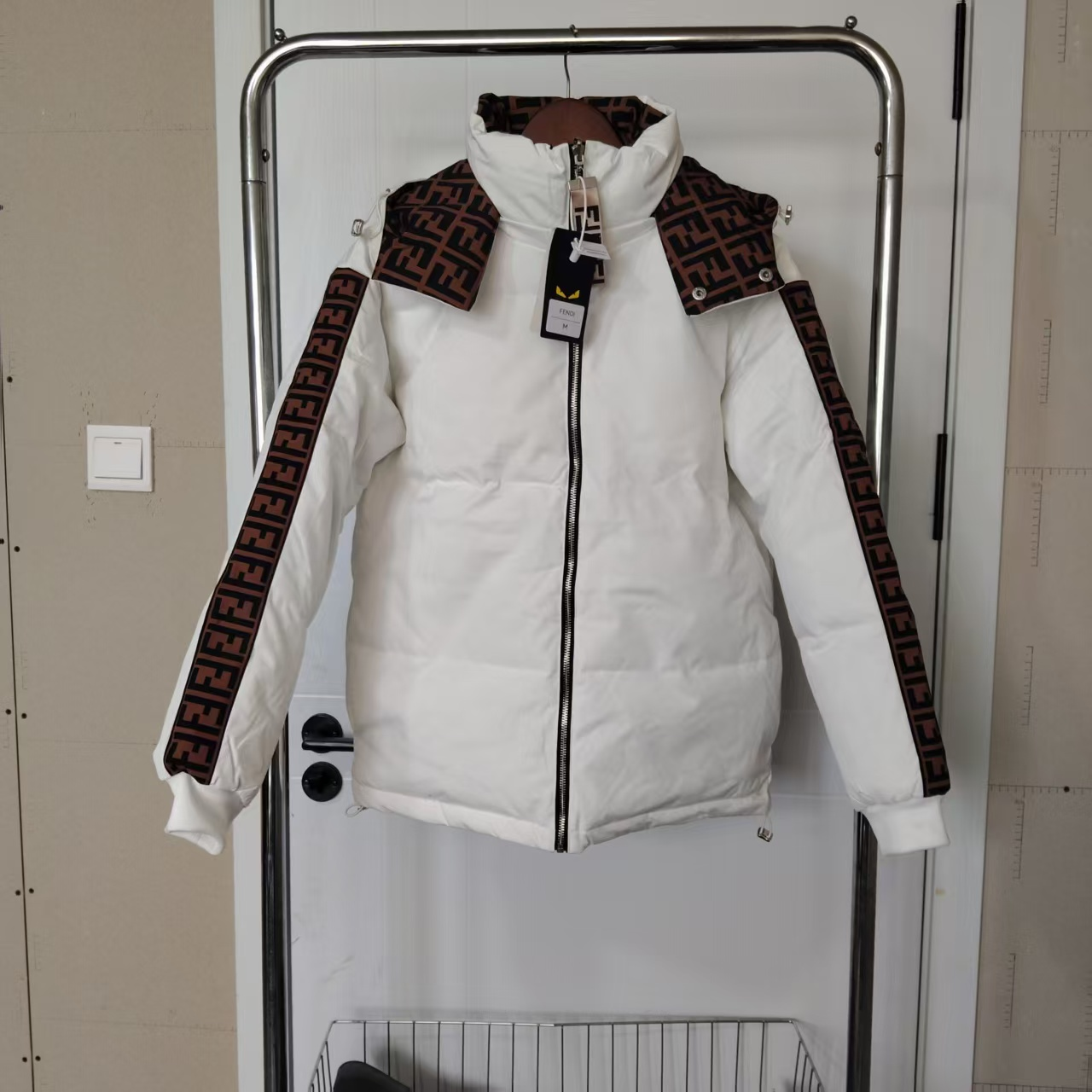 Fendi-棉服-03