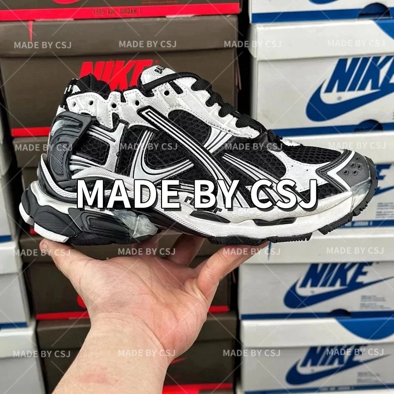 Runner 2023 黑白